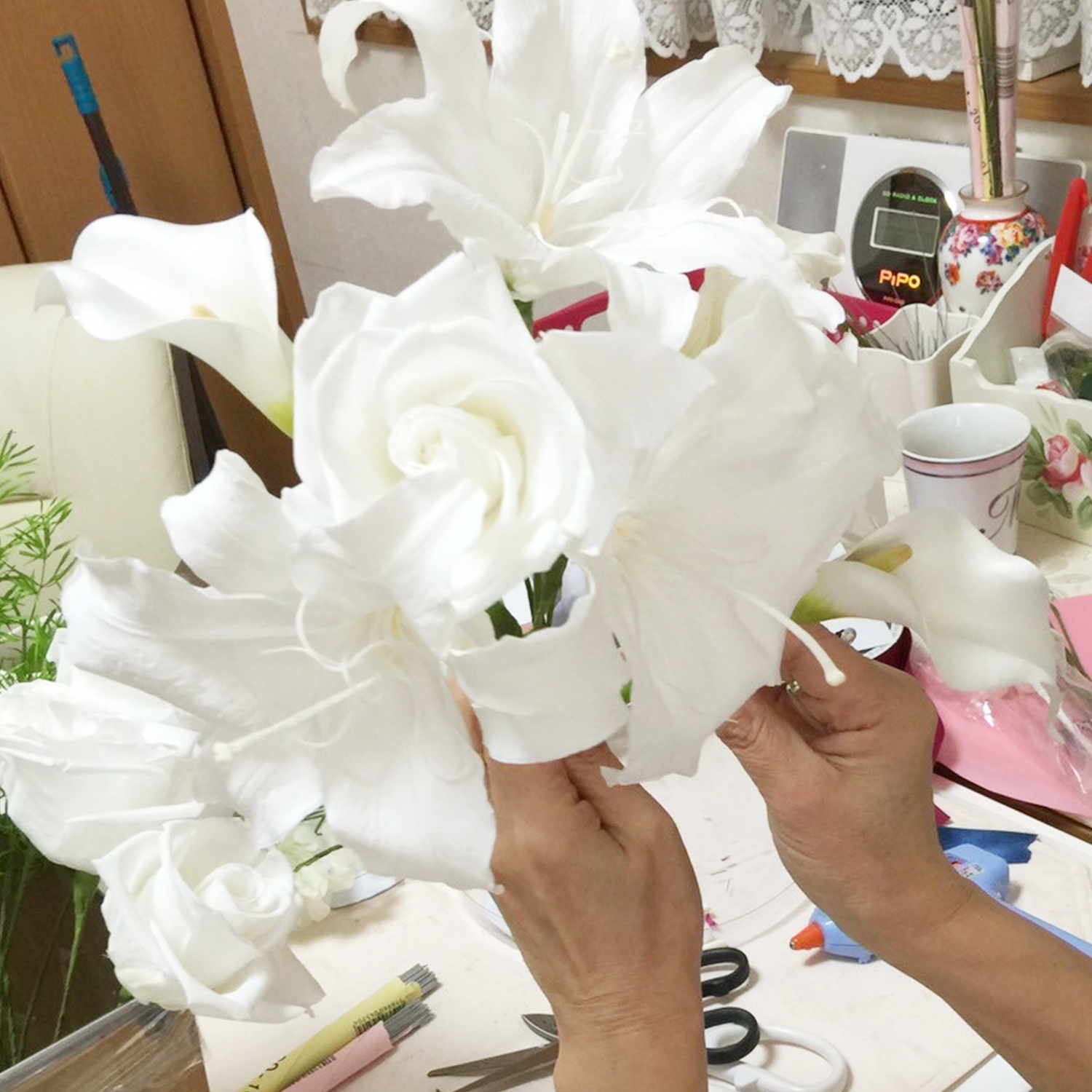 難しい花材のアレンジも